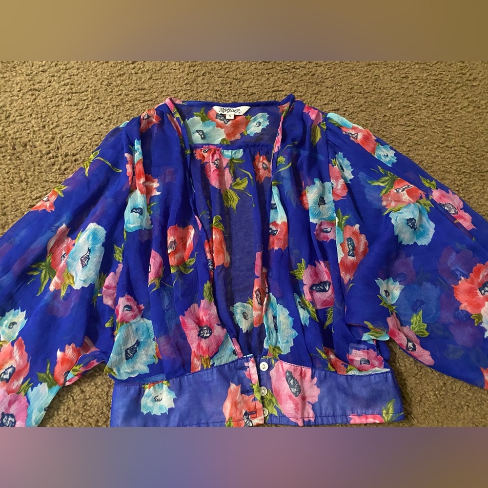 🌷Tramp Blue floral lightweight crop top cardigan size Small